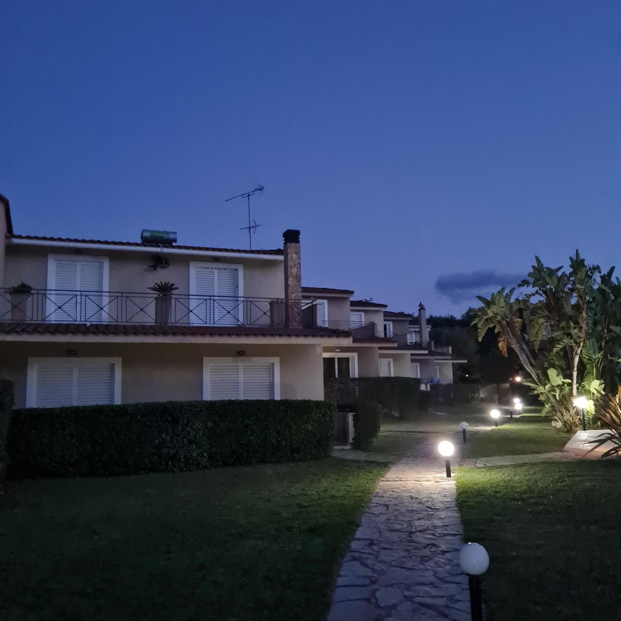 Megusta Apartments 塞里安迪卡 外观 照片